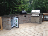 Kanata deck outdoor kitchen